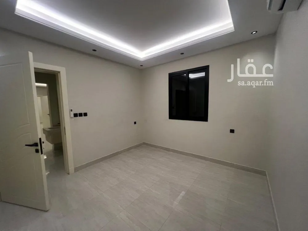 دور للبيع في شارع الأمير عبدالله بن سعود بن عبدالله صنيت, حي بدر, مدينة الرياض, منطقة الرياض