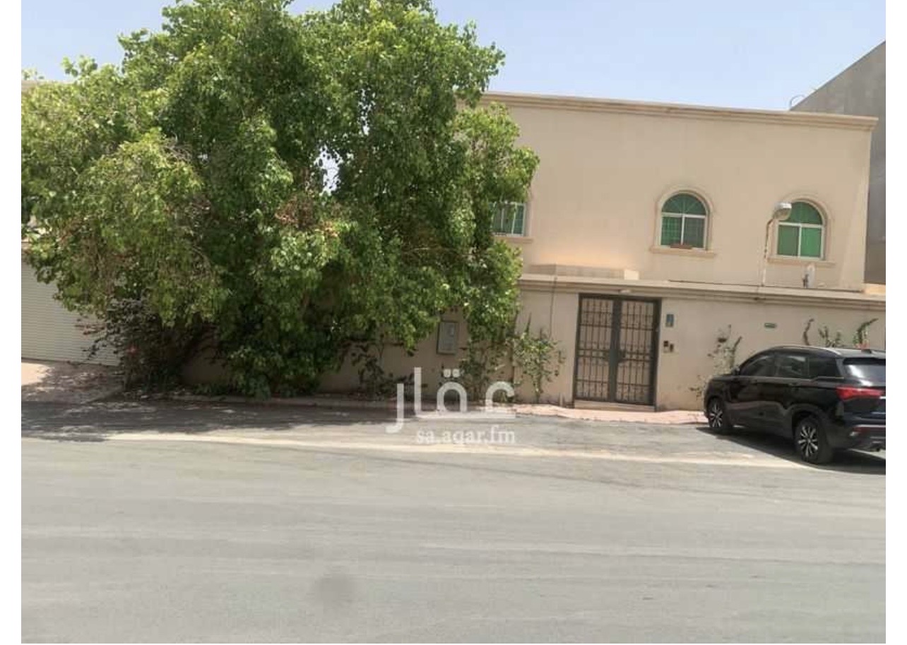 فيلا مميزة حي الازدهار  فرصه