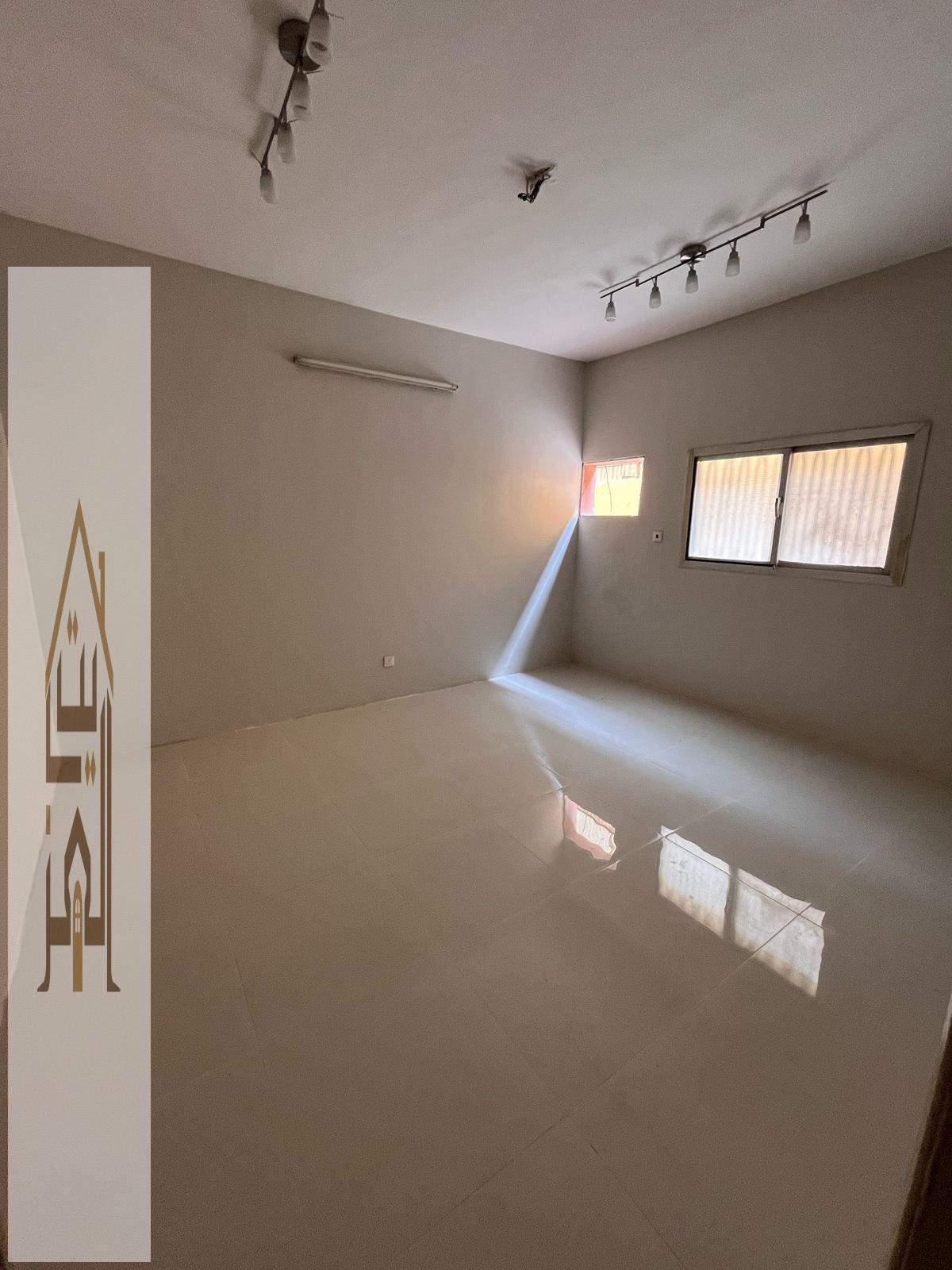 (532) شقه حي الربوه راكب مطبخ