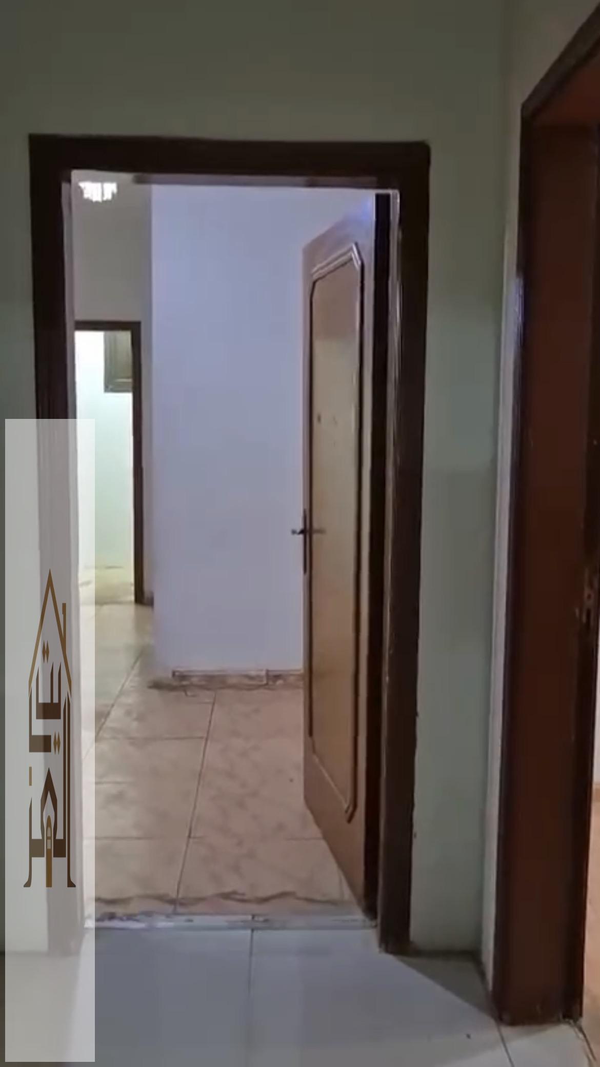 (429) شقه حي إشبيلية راكب مطبخ