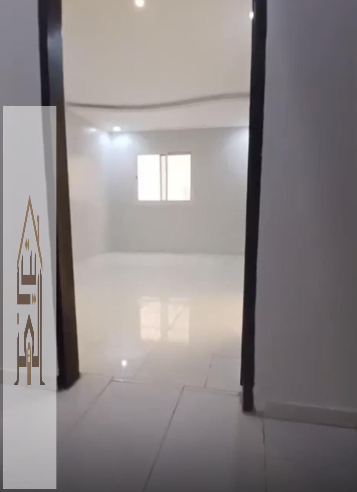 (502) شقه مجددة حي الرمال