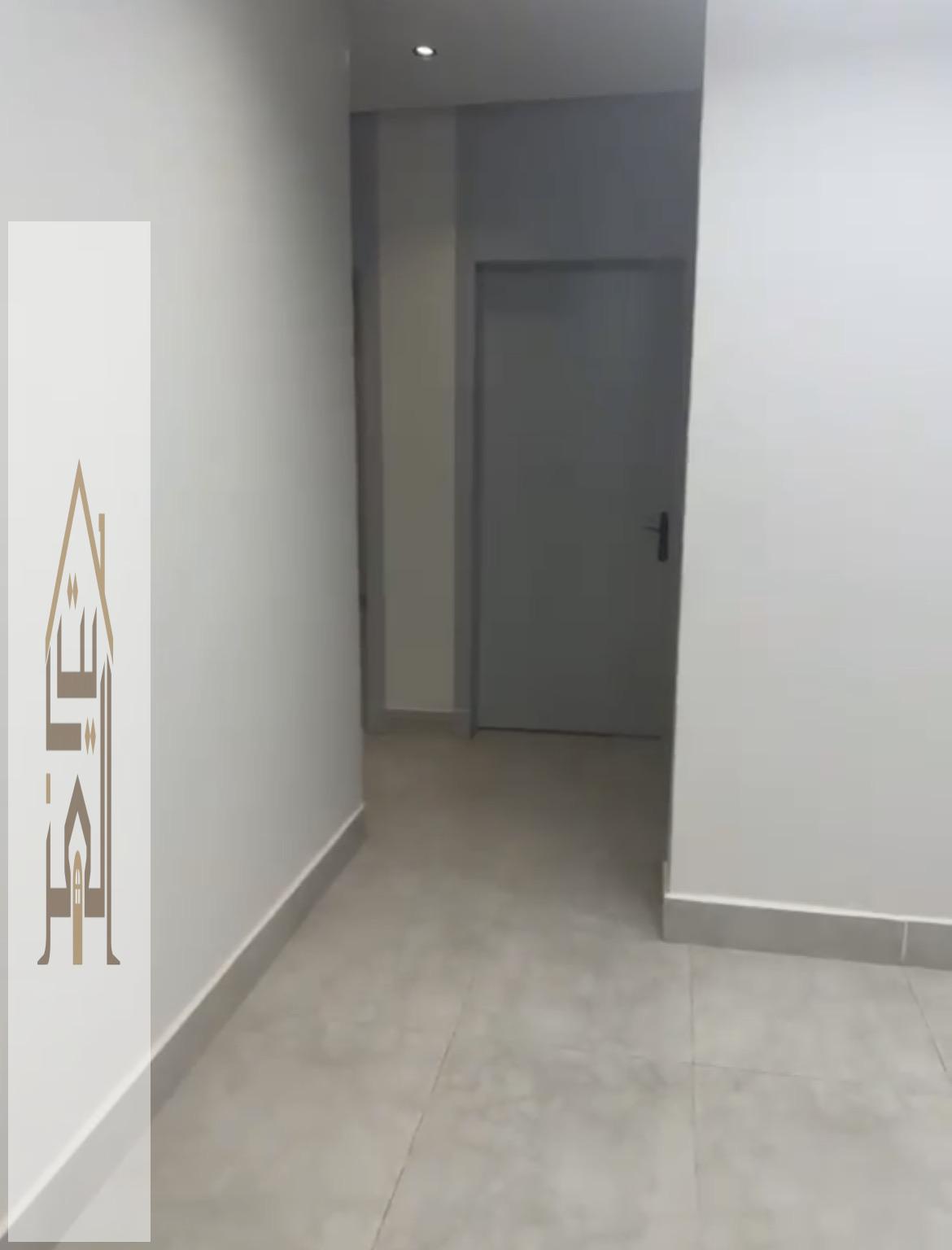 (575) شقه مودرن حي الرمال