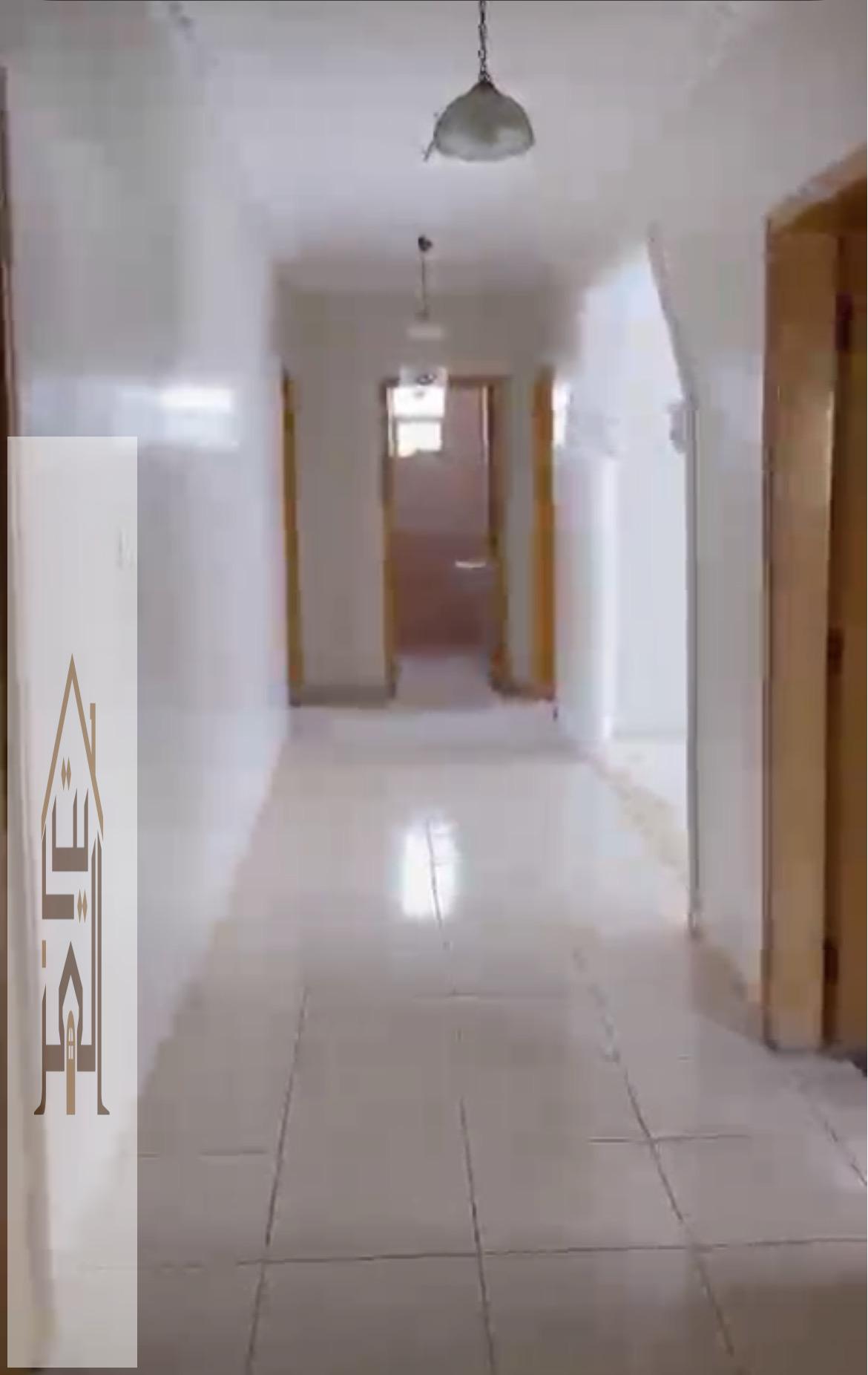 (370) شقه حي الرمال