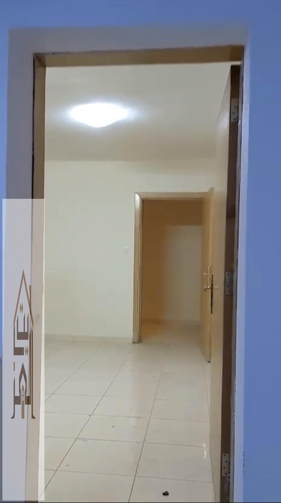 (618) شقه حي غرناطة راكب مطبخ - راكب مكيفات